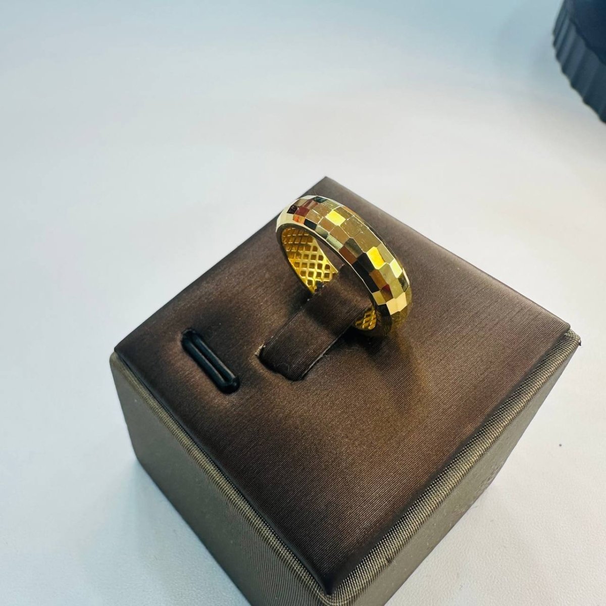 22k / 916 Gold Craving Elegant and Shiny Ring - Best Gold Shop 22k gold 22k gold necklace 22k gold ring Rings