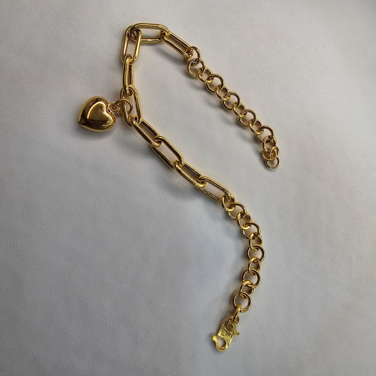 22k / 916 Gold Link Bracelet with Dangling Heart Simple and light - Best Gold Shop 22k gold 22k gold bracelet 916 gold Bracelets