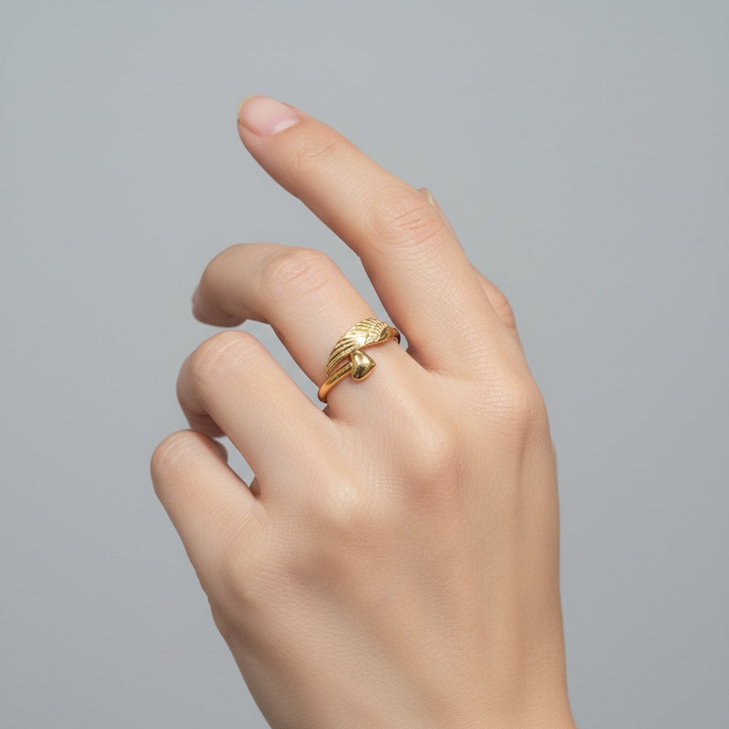 22k / 916 Gold Wing Heart Ring by Best Gold Shop