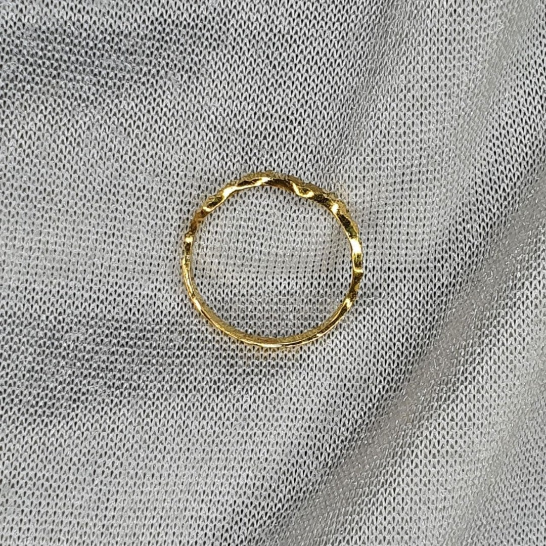 https://bestgoldshop.asia/products/22k-916-gold-wave-pinky-ring<br />
<br />
22k / 916... - Best Gold Shop