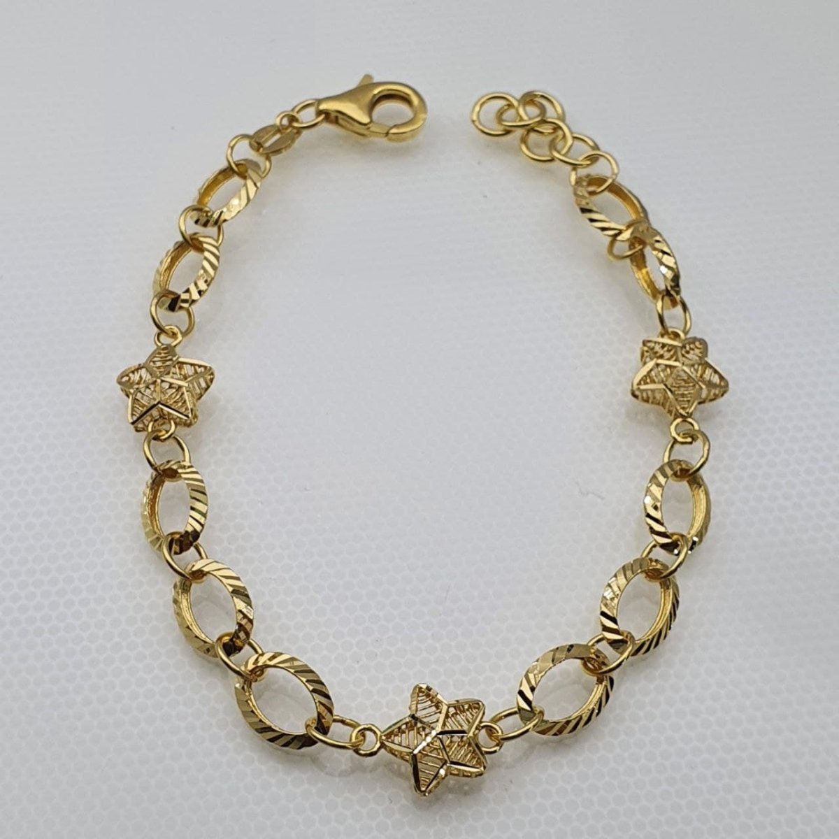 Collections of Gold Bangles, Bracelets, and Necklaces in Singapore - Best Gold Shop