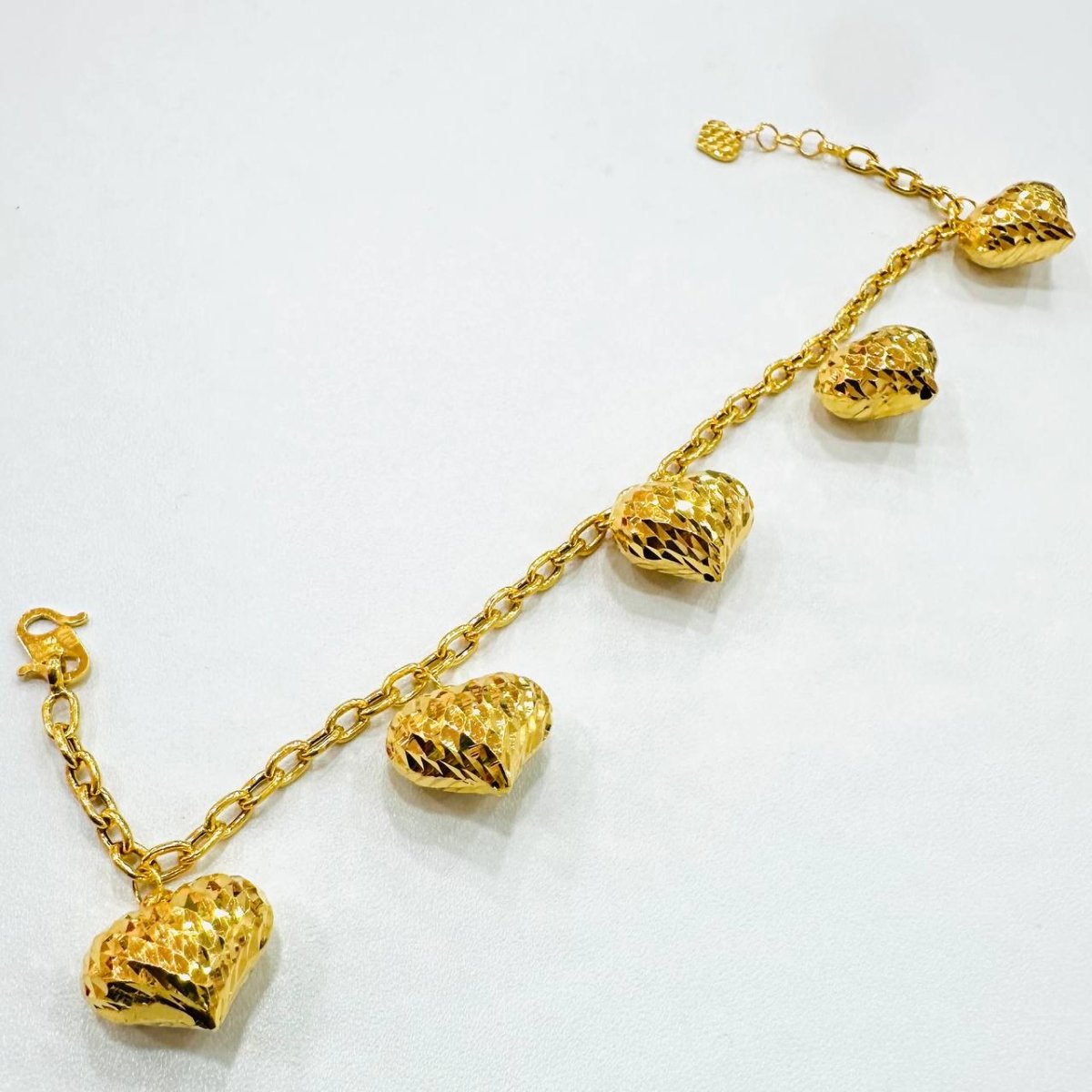 22k / 916 Gold Anchor Link With Dangling Big Hearts Bracelet - Best Gold Shop 22k gold 22k gold bracelet 916 gold Bracelets