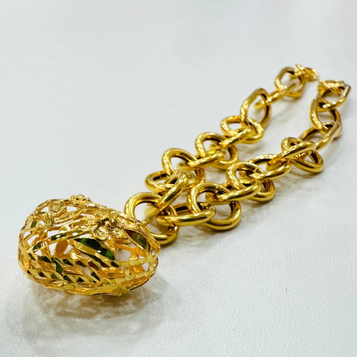 22k / 916 Gold Anchor Link with dangling Heart Bracelet V3 - 22k gold 22k gold bracelet 916 gold Bracelets