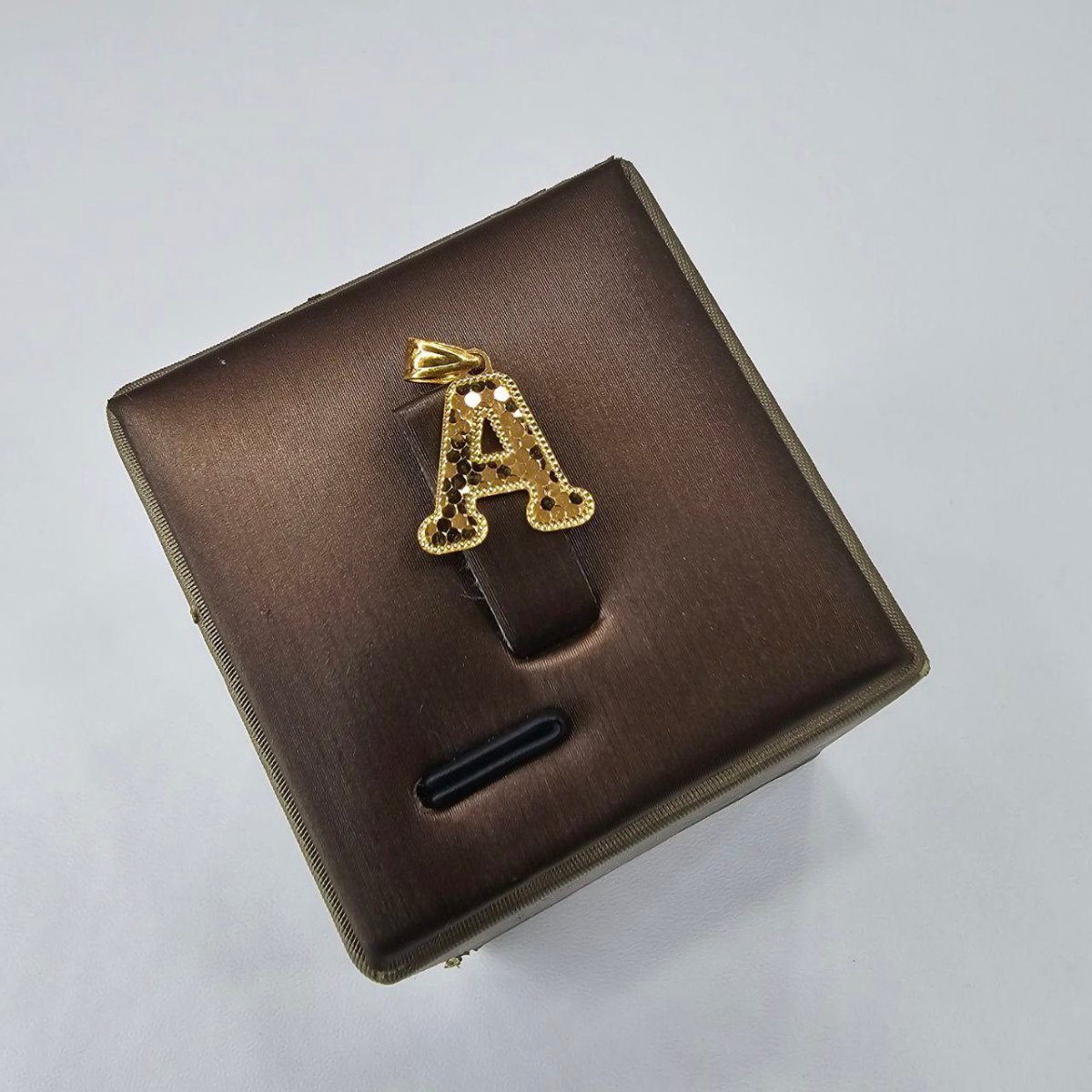 22k / 916 Gold Crush Alphabets Pendants - 22k gold 22k gold pendant 916 gold Charms & Pendants