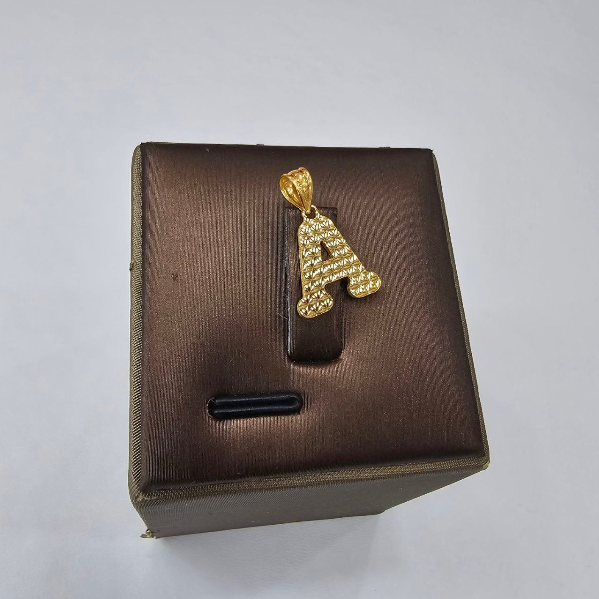22k / 916 Gold Crush Alphabets Pendants - 22k gold 22k gold pendant 916 gold Charms & Pendants