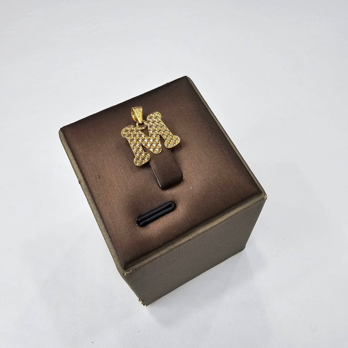 22k / 916 Gold Crush Alphabets Pendants - 22k gold 22k gold pendant 916 gold Charms & Pendants