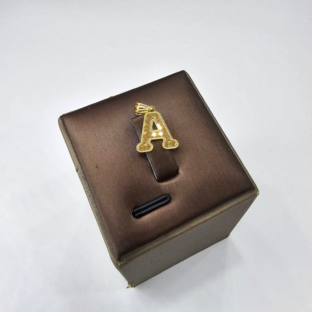 22k / 916 Gold Crush Alphabets Pendants - 22k gold 22k gold pendant 916 gold Charms & Pendants