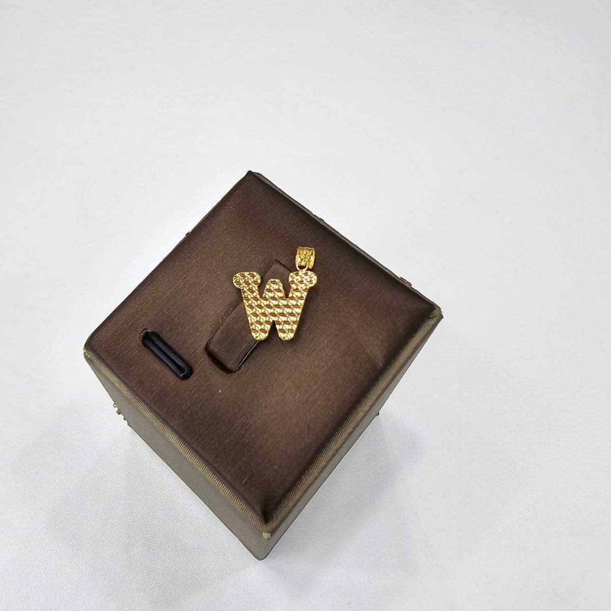 22k / 916 Gold Crush Alphabets Pendants - 22k gold 22k gold pendant 916 gold Charms & Pendants