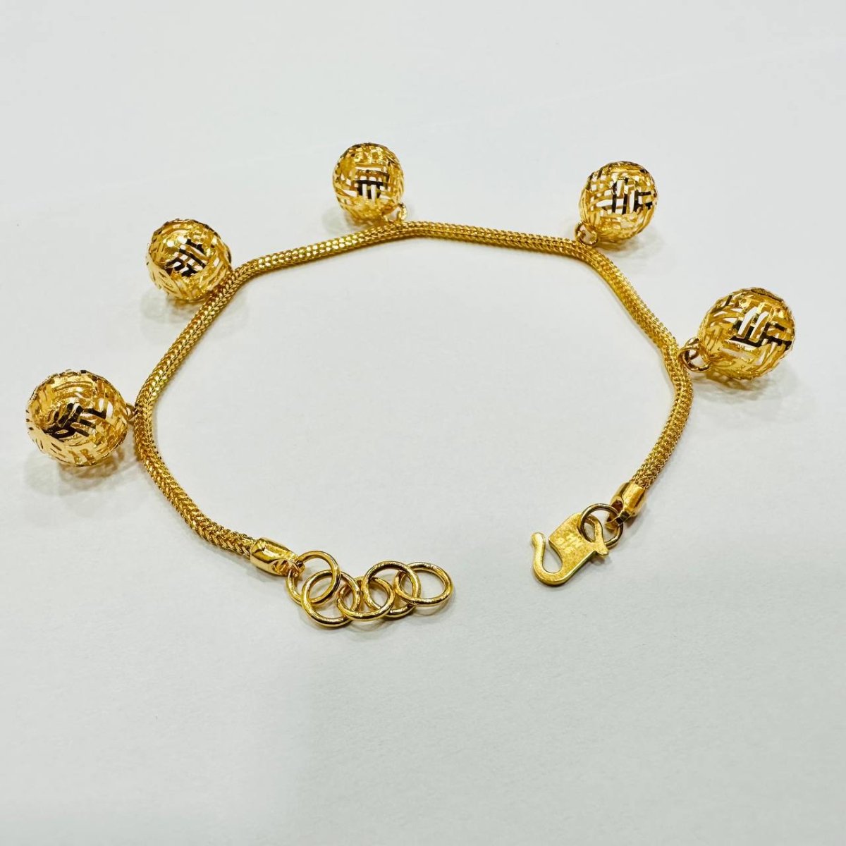 22k / 916 Gold Dragon Bracelet with Dangling Mesh Ball - Best Gold Shop 22k gold 22k gold bracelet 916 gold 916 gold