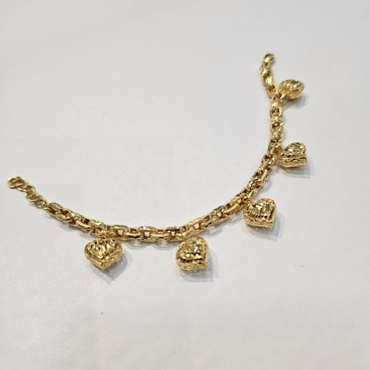 22k / 916 Gold Golden Heart Charm Bracelet - Best Gold Shop 22k gold 22k gold bracelet 916 gold Bracelets