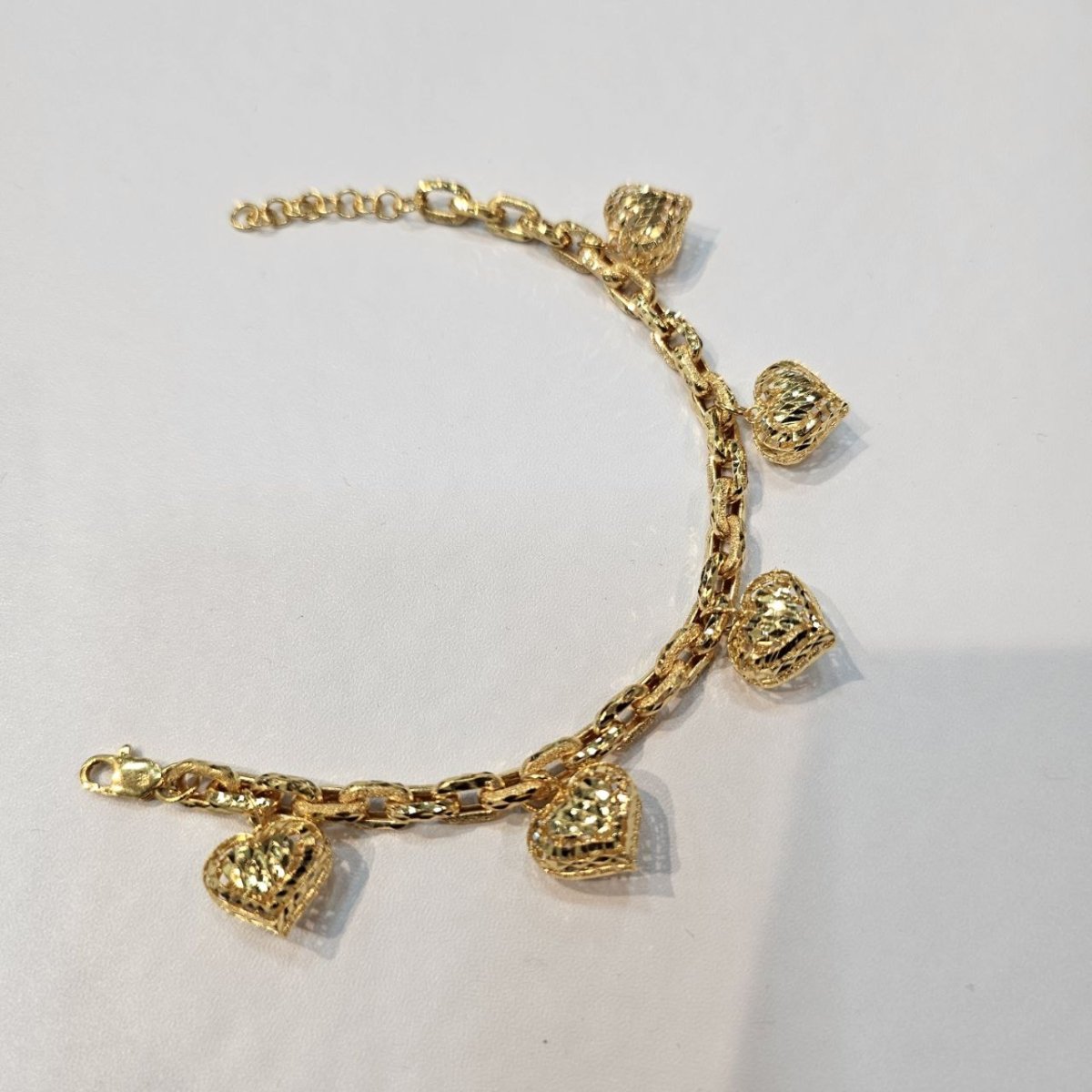 22k / 916 Gold Golden Heart Charm Bracelet - Best Gold Shop 22k gold 22k gold bracelet 916 gold Bracelets