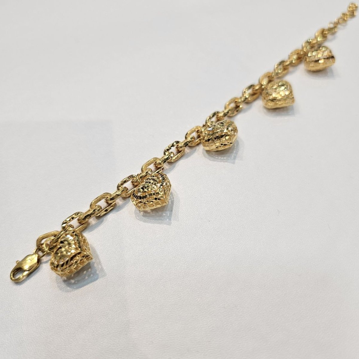 22k / 916 Gold Golden Heart Charm Bracelet - Best Gold Shop 22k gold 22k gold bracelet 916 gold Bracelets