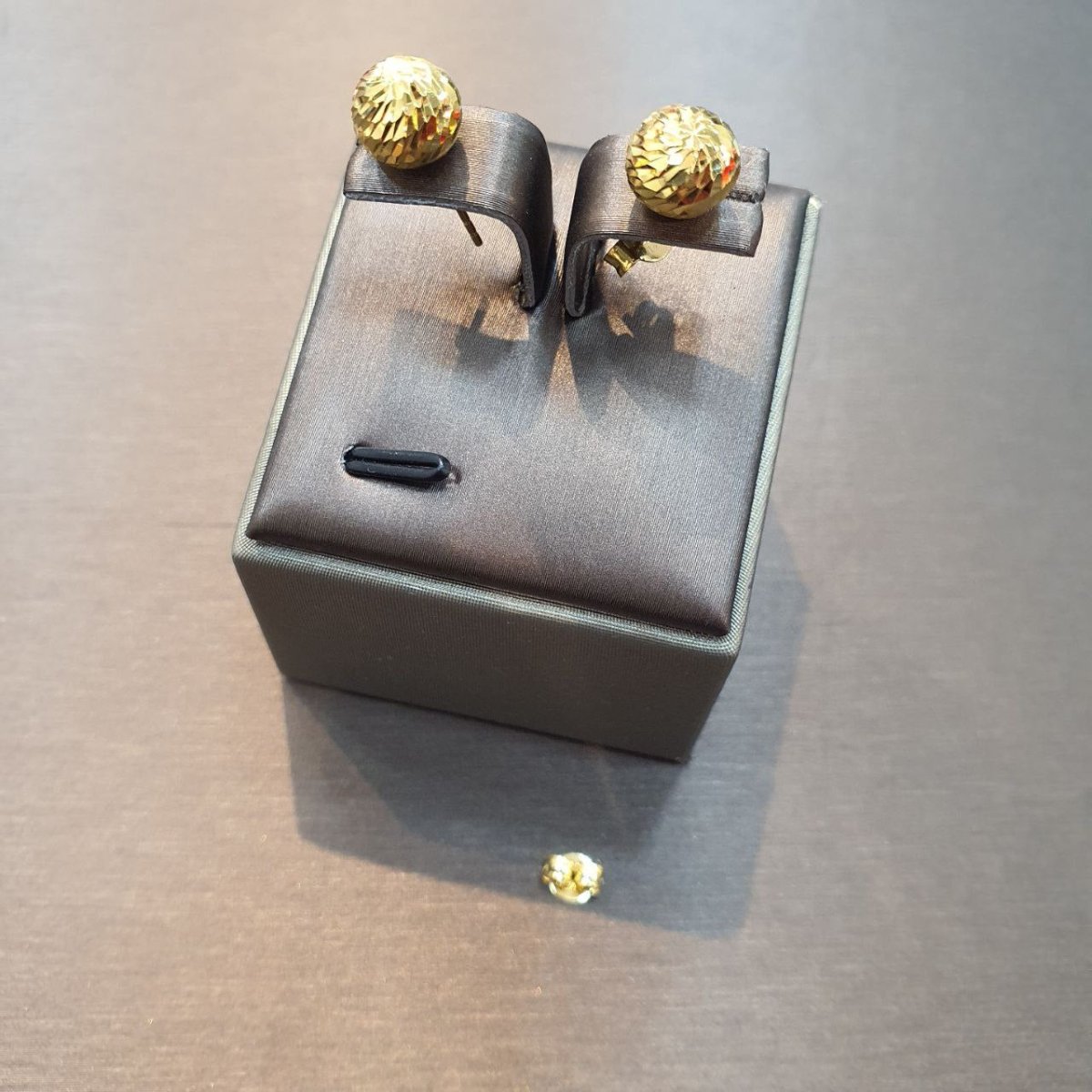 22k / 916 Gold Golden Sphere Textured Studs Earring - Best Gold Shop 22k gold 22k gold earring 916 gold Earrings