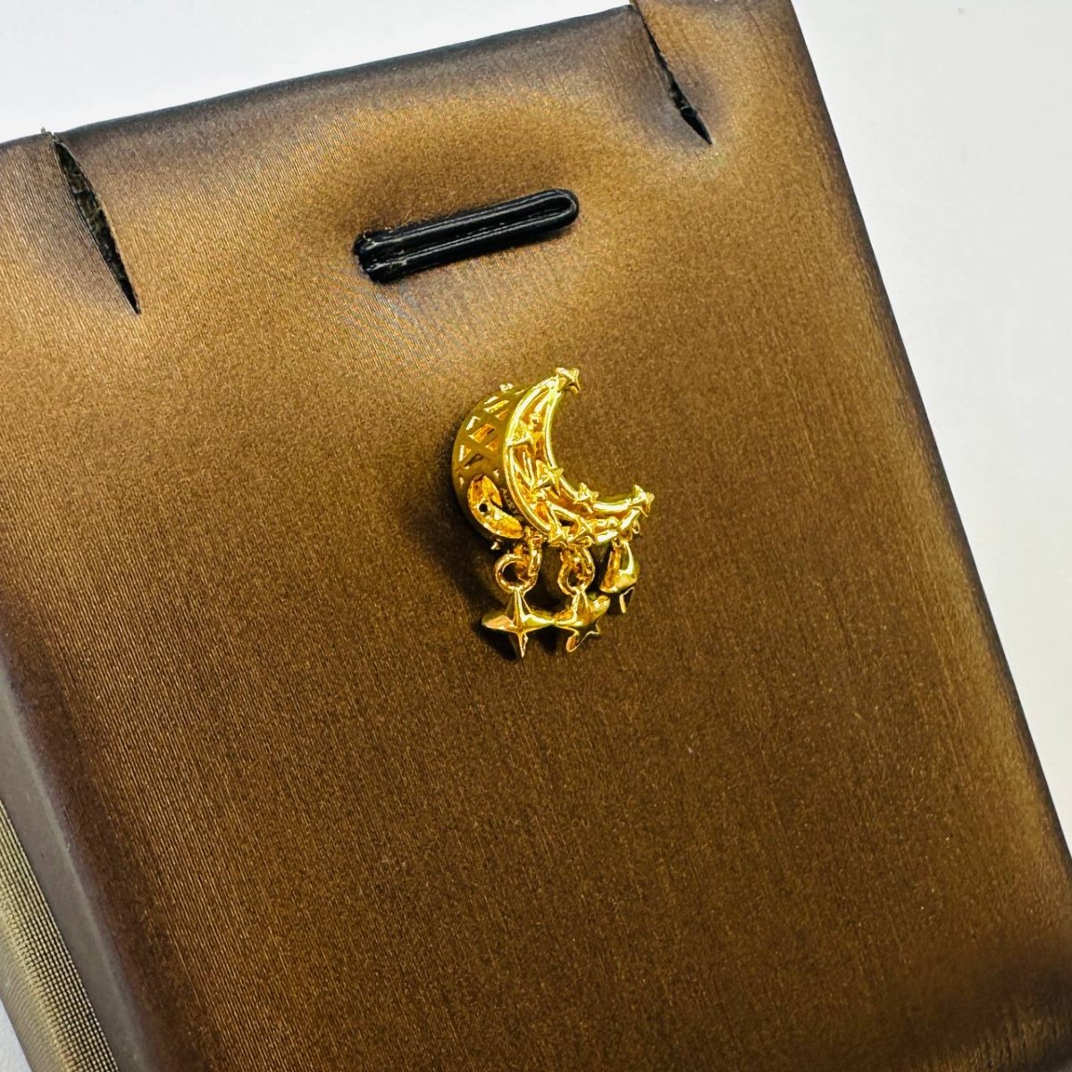 22k / 916 Gold Graceful Moon Design Charm - Best Gold Shop 22k gold 22k Gold Charms 22k gold pendant Charms & Pendants