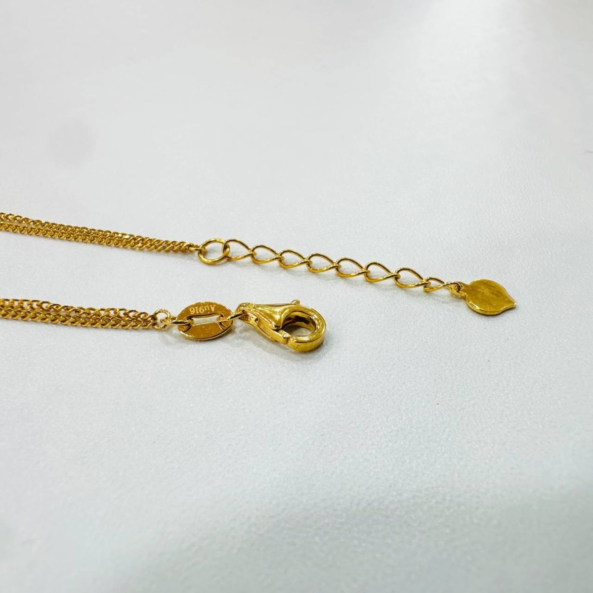 22k / 916 Gold Heart Dangling Bracelet demure and elegant - Best Gold Shop 22k gold 22k gold bracelet 916 gold Bracelets