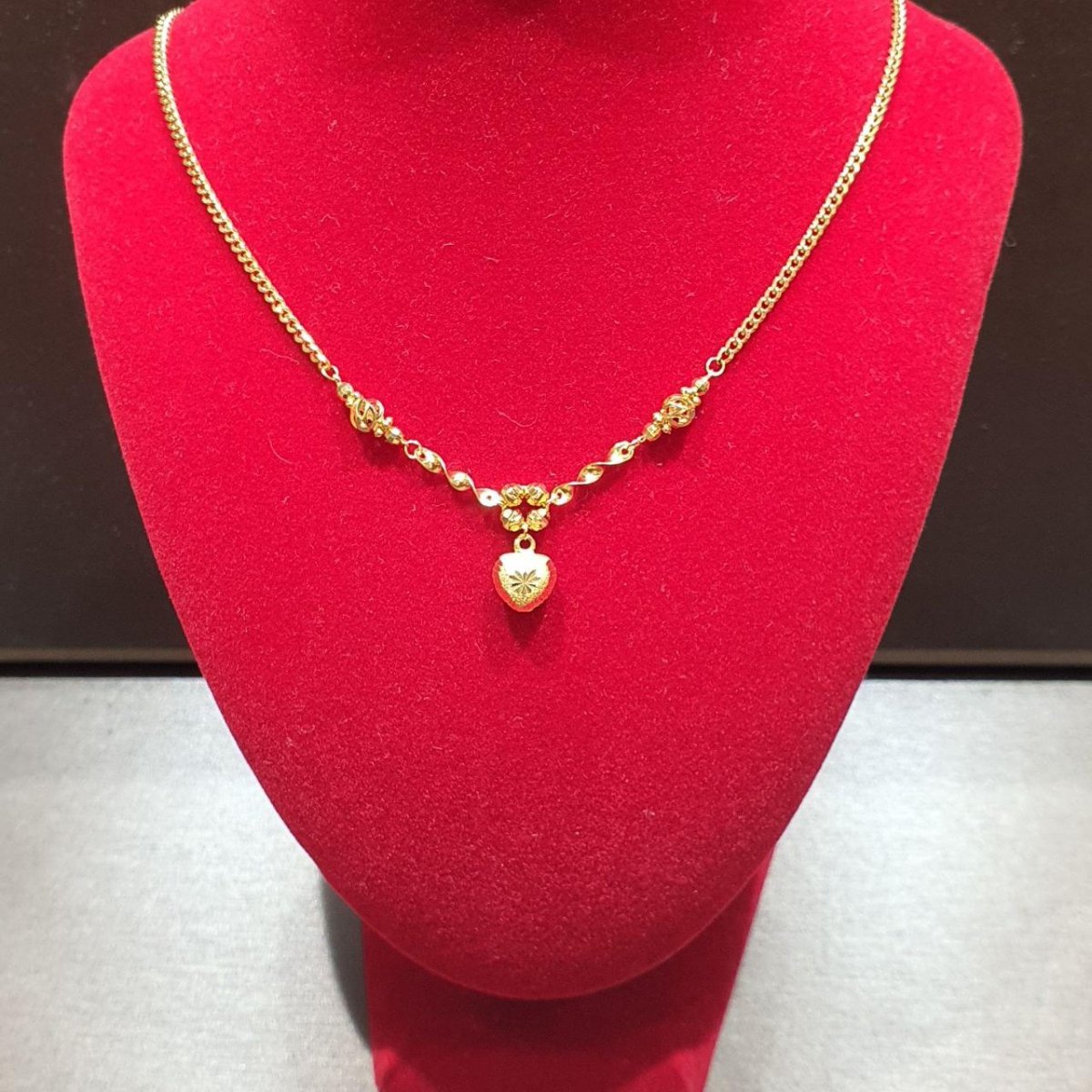 22k / 916 Gold Heart Necklace - Best Gold Shop 22k gold 22k gold necklace 916 gold Necklaces