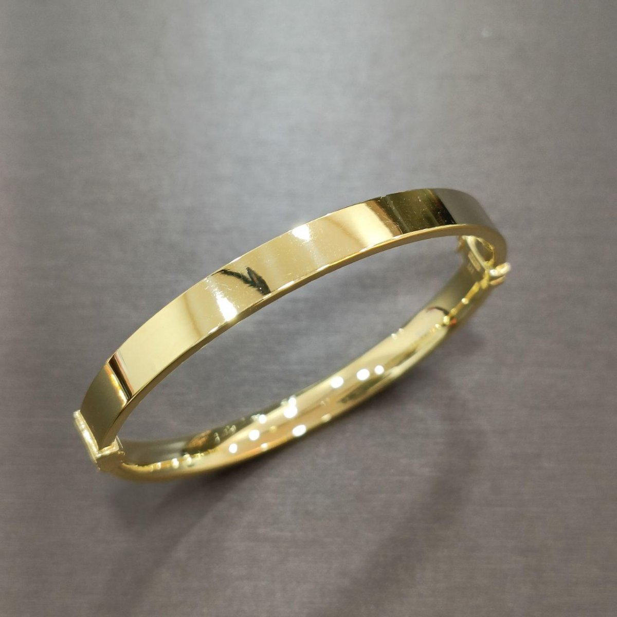 22k / 916 Gold Hollow Shiny Bangle - Best Gold Shop 22k gold 22k gold bangle 916 gold bangle