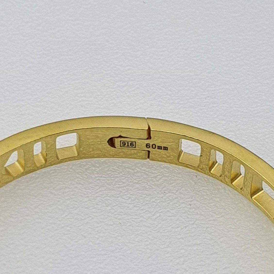 22k / 916 Gold Roman numeral Bangle - Best Gold Shop 22k gold 22k gold bangle 916 gold 916 gold