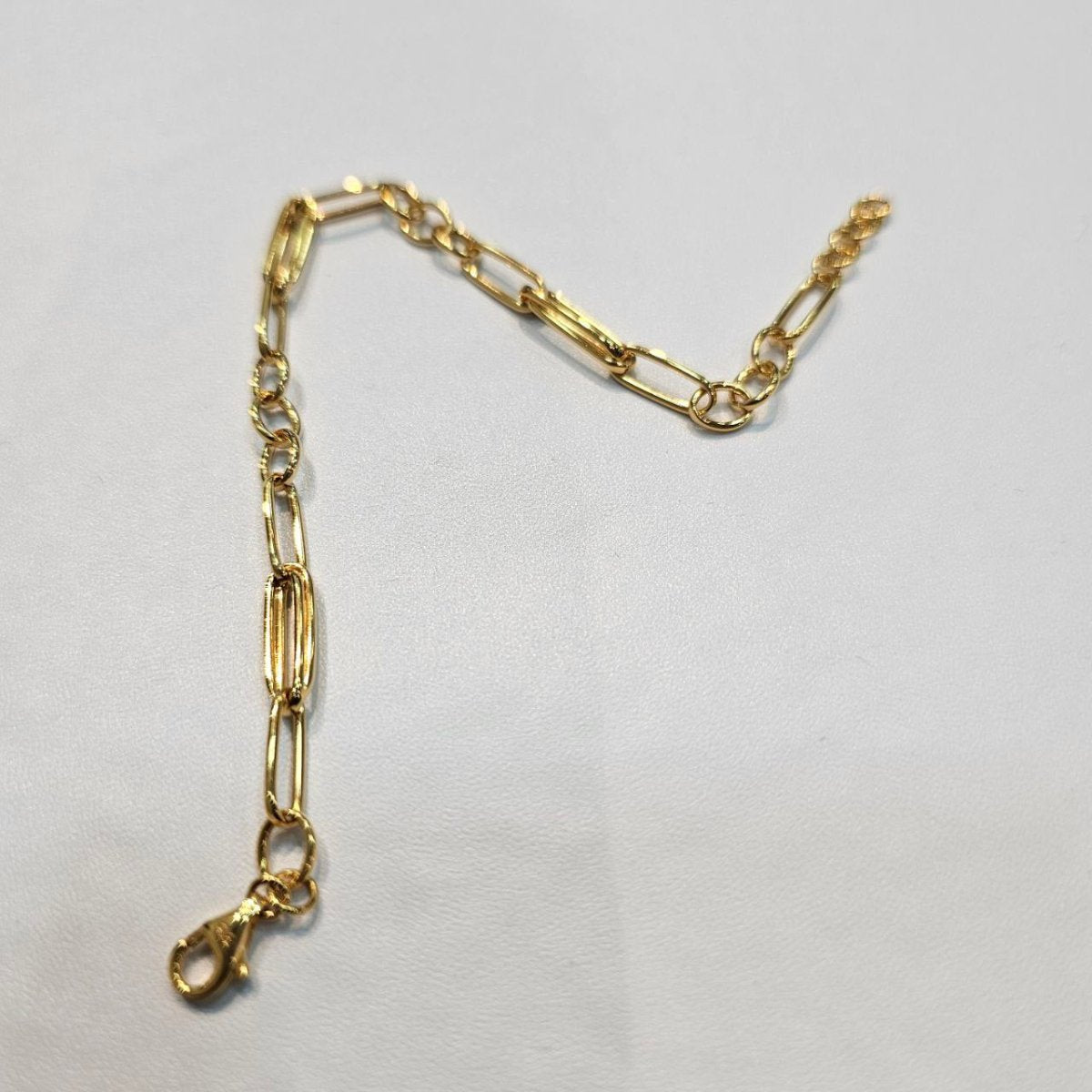 22k / 916 Gold Sleek Paperclip Chain Bracelet - Best Gold Shop 22k gold 22k gold bracelet 916 gold Bracelets