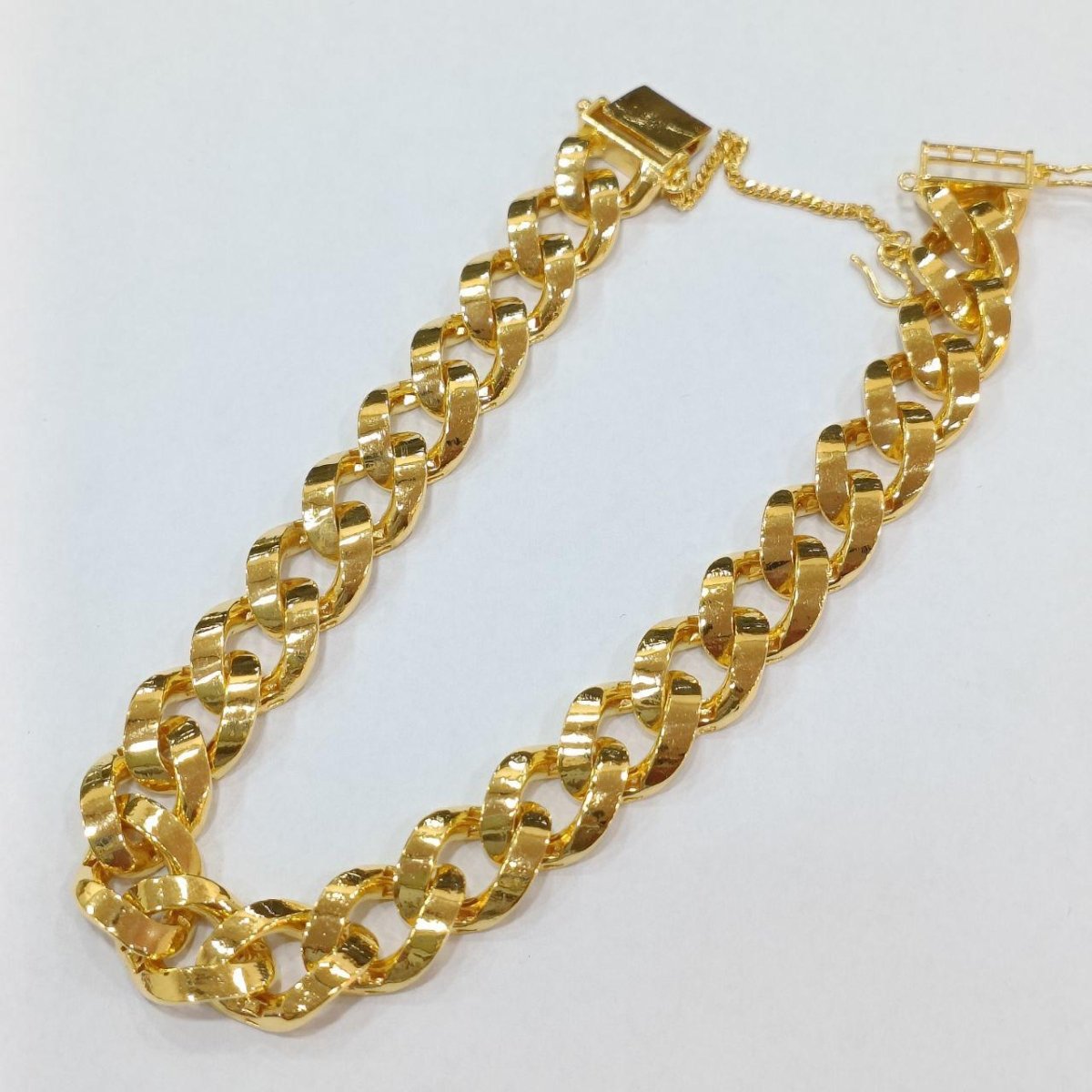 22k / 916 Gold Solid Cuban Bracelet - Best Gold Shop 22k gold 22k gold bracelet 916 gold 916 gold