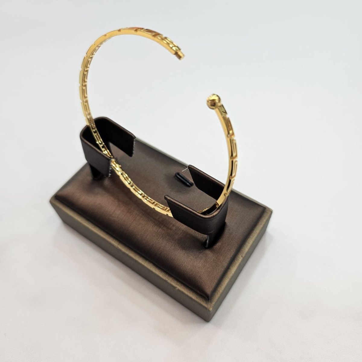 22K / 916 Gold Wan Zi Bangle – High Polish Finish - 22k gold 22k gold bangle 22k gold bracelet Bracelets