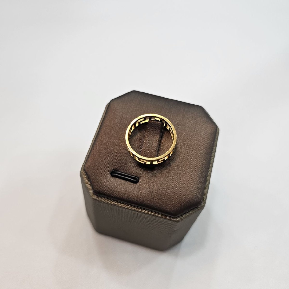 22K / 916 Gold Wan Zi Ring – High Polish Finish - 22k gold 22k gold ring 916 gold Rings