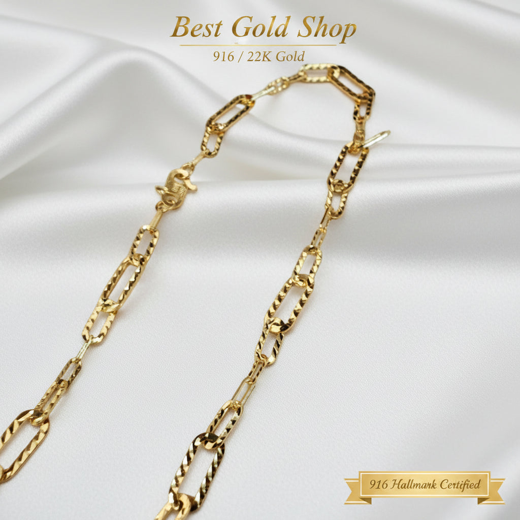 916 Gold (22K) Diamond-Cut Fancy Link necklace in full view.