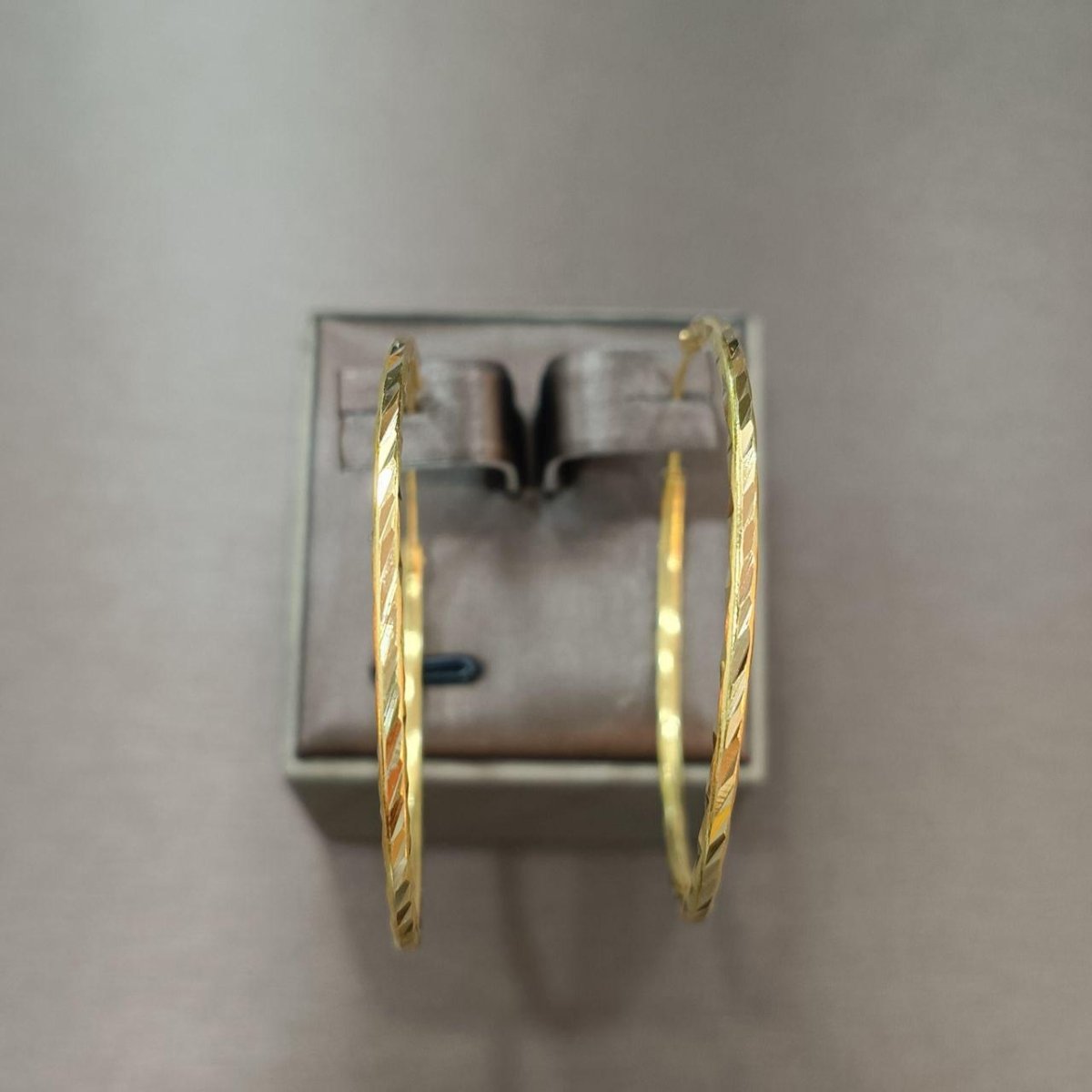 916 Gold Cutting Loop Earrings V2 | Polished 22K Gold