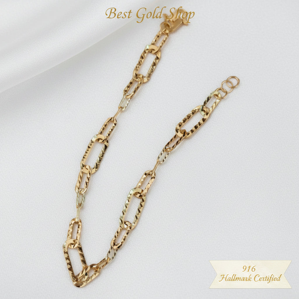 Side view of 916 Gold Diamond-Cut Fancy Link chain bracelet.