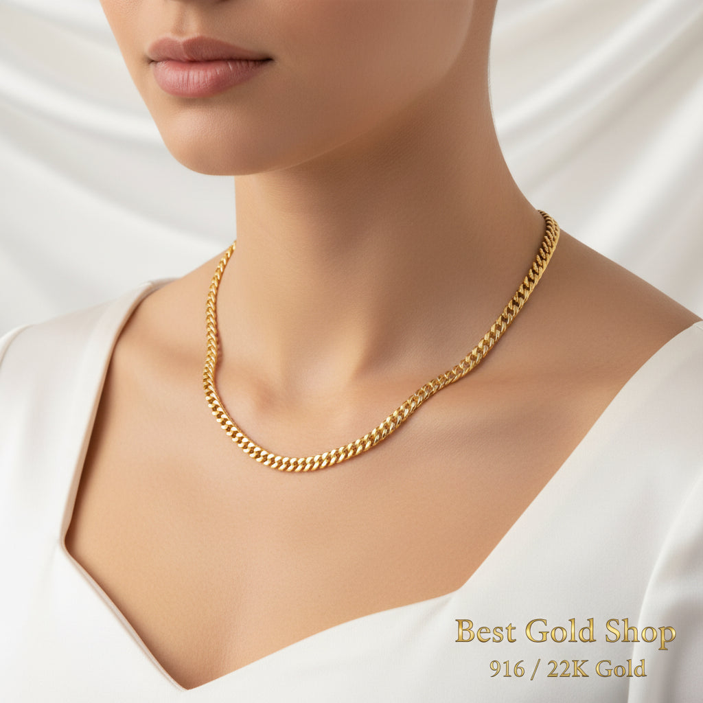 Close-up of 916 gold hollow fishbone chain polished links