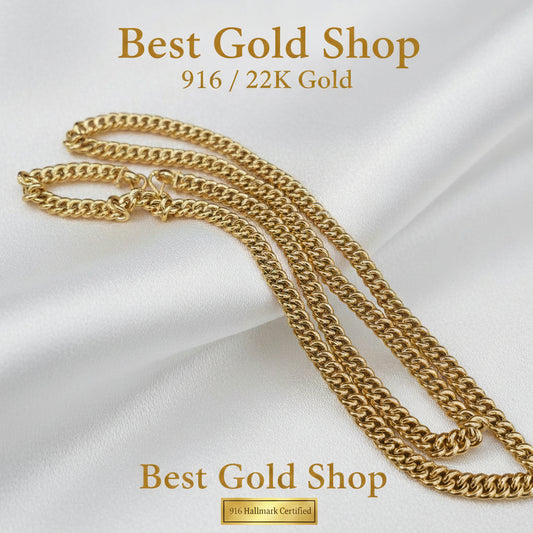 Side view of 916 gold hollow fishbone chain necklace