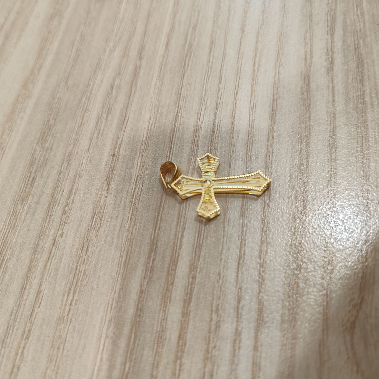 916 gold rainbow cross pendant openwork front view