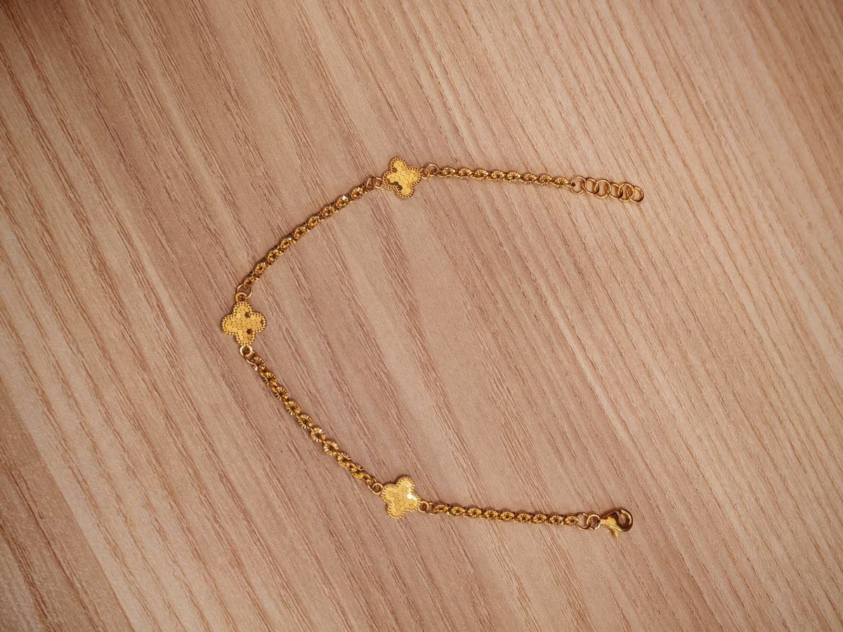 916 Gold Sunflower Motif Bracelet extension chain