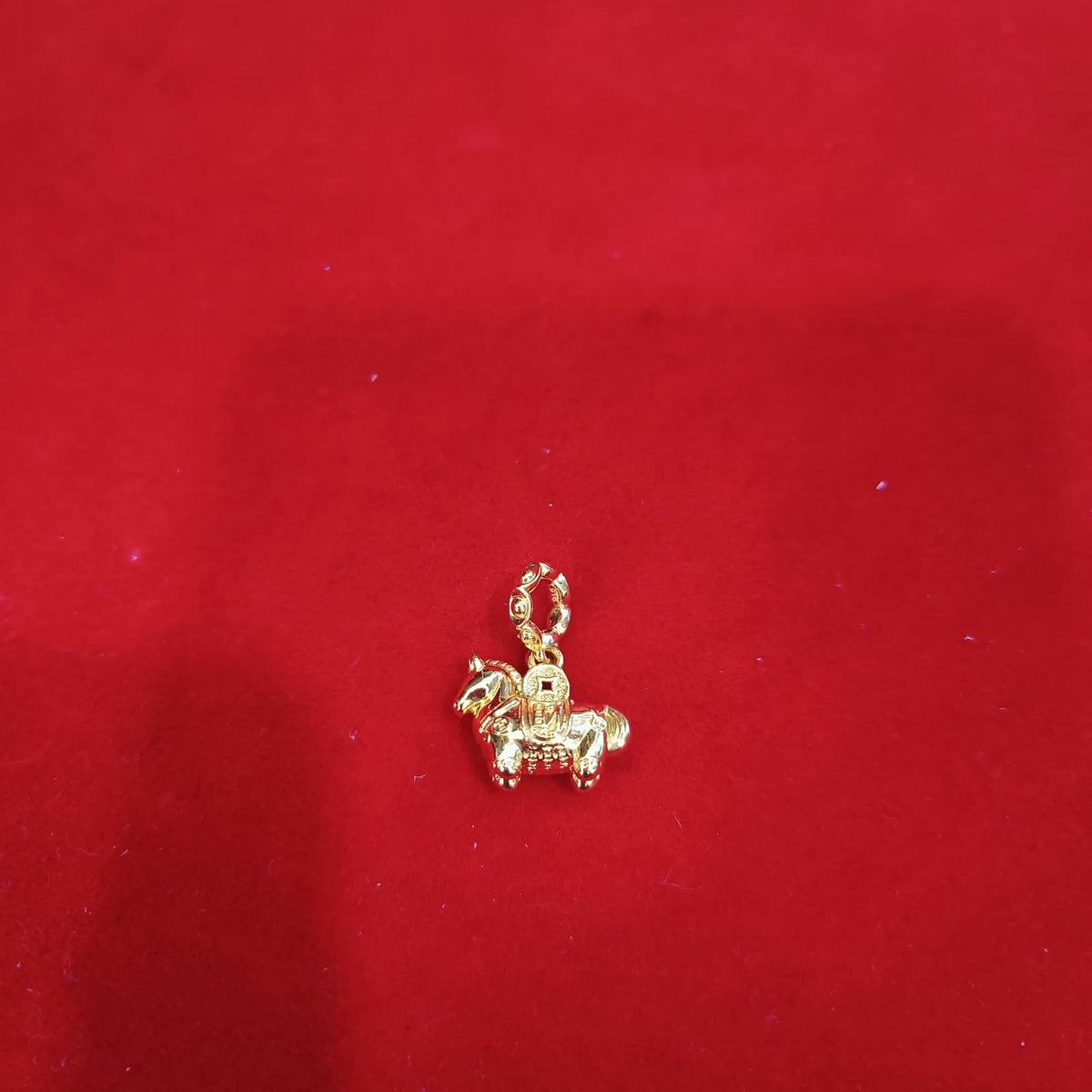 916 Gold Grand Pendants & Charms | 22K Gold