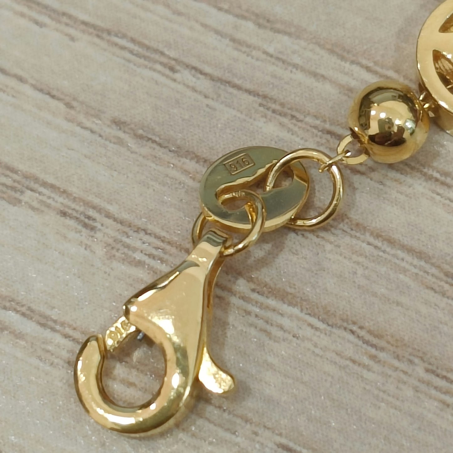 916 Gold Chinese Coin Bracelet – Adjustable 17.2–20cm