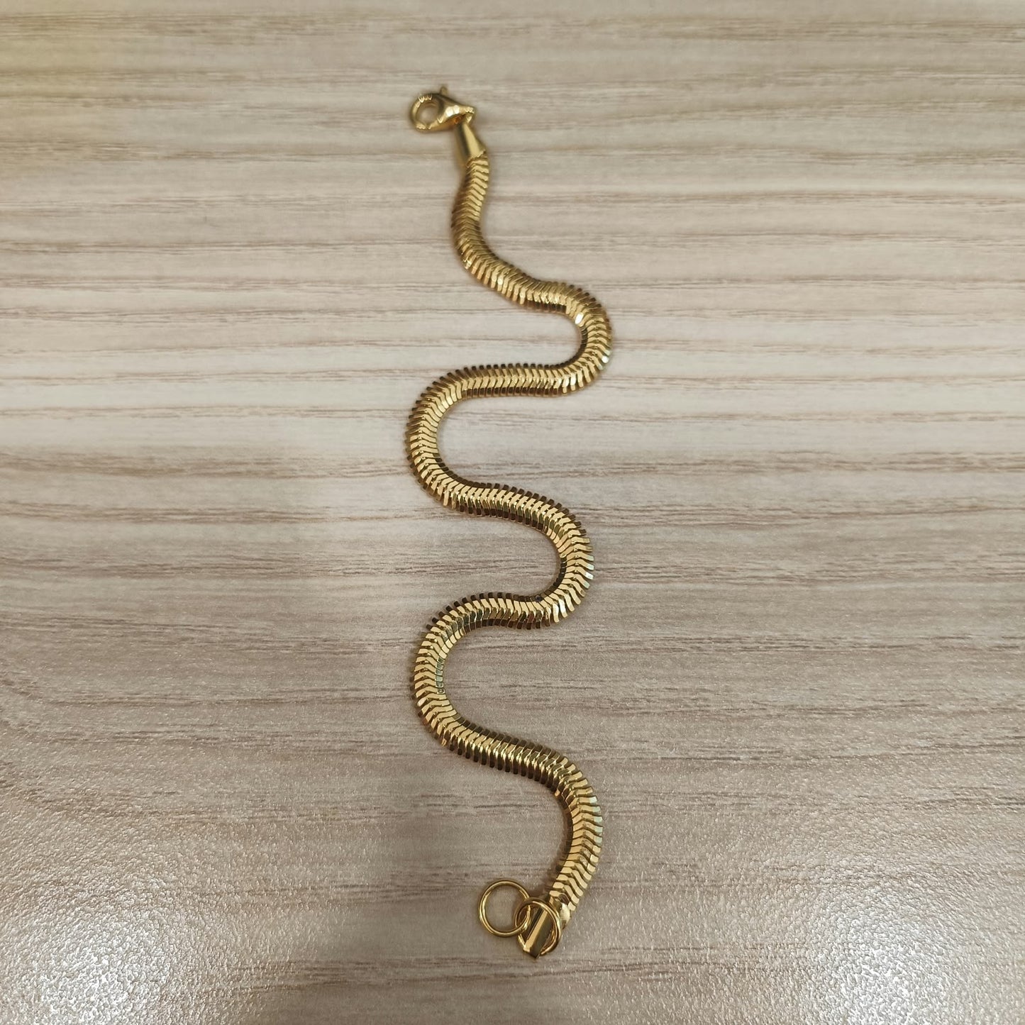916 Gold Snake Chain Bracelet | Sleek 22K Gold Design