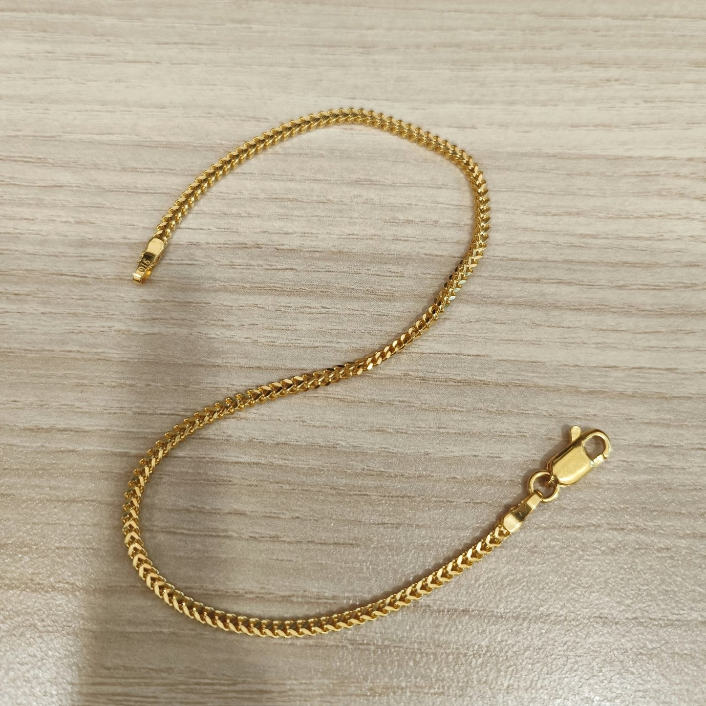 916 Gold Solid Box Bracelet | Classic Everyday 22K Gold Design