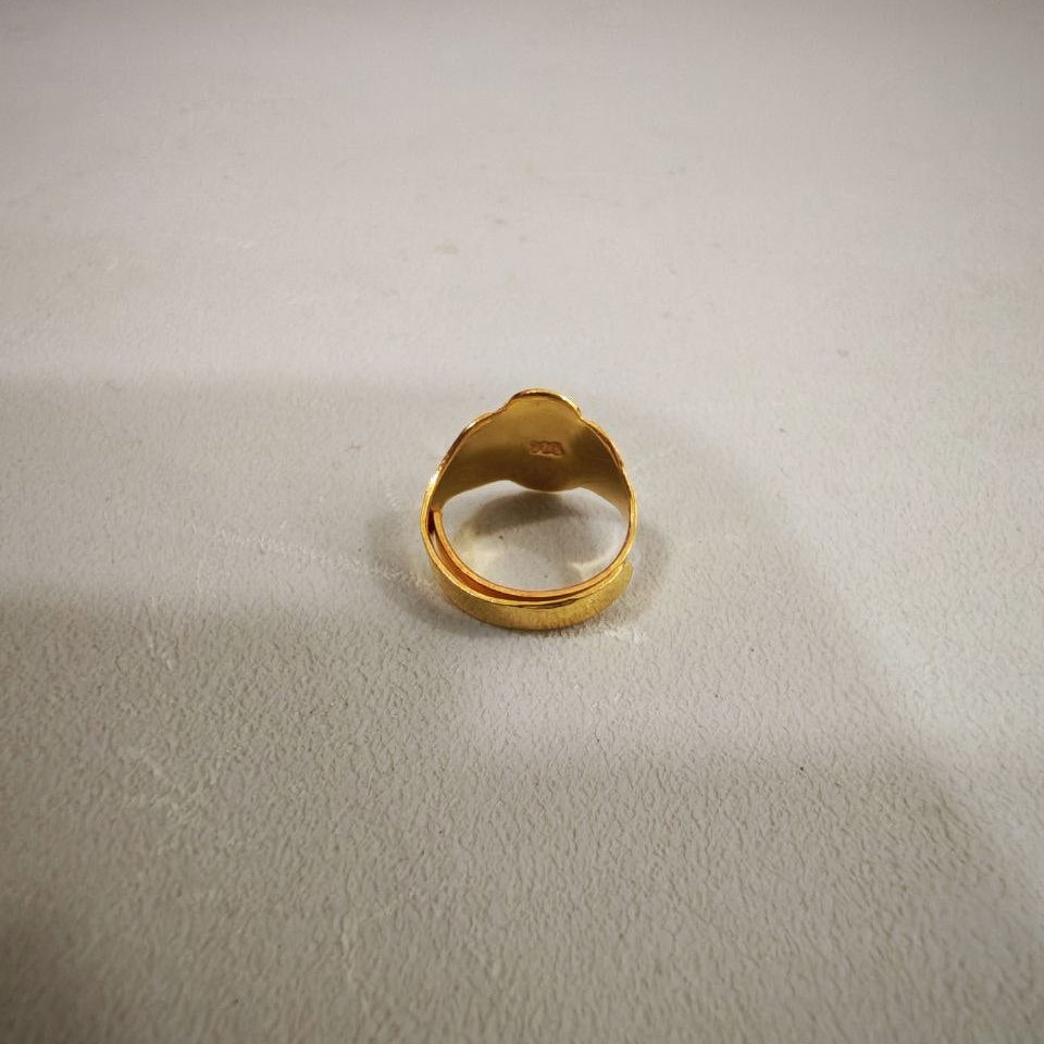 916 Gold Baby Ring Diamond cutting design new stock