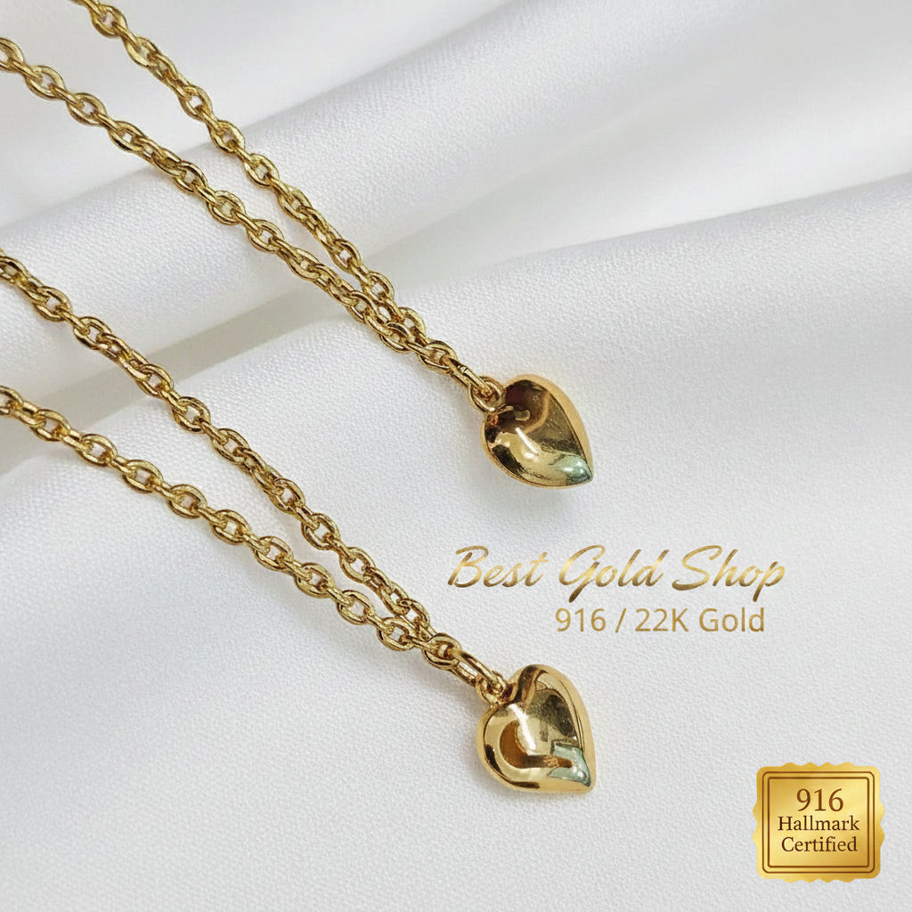916 Gold Wan Zi Dangling Heart Bracelet Slim elegant design