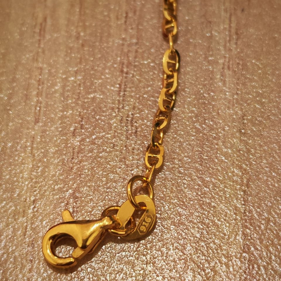 916 Gold Twisted Link bracelet | Elegant Everyday bracelet