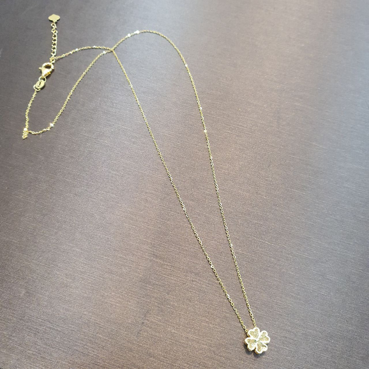 22k / 916 Gold Clover Necklace