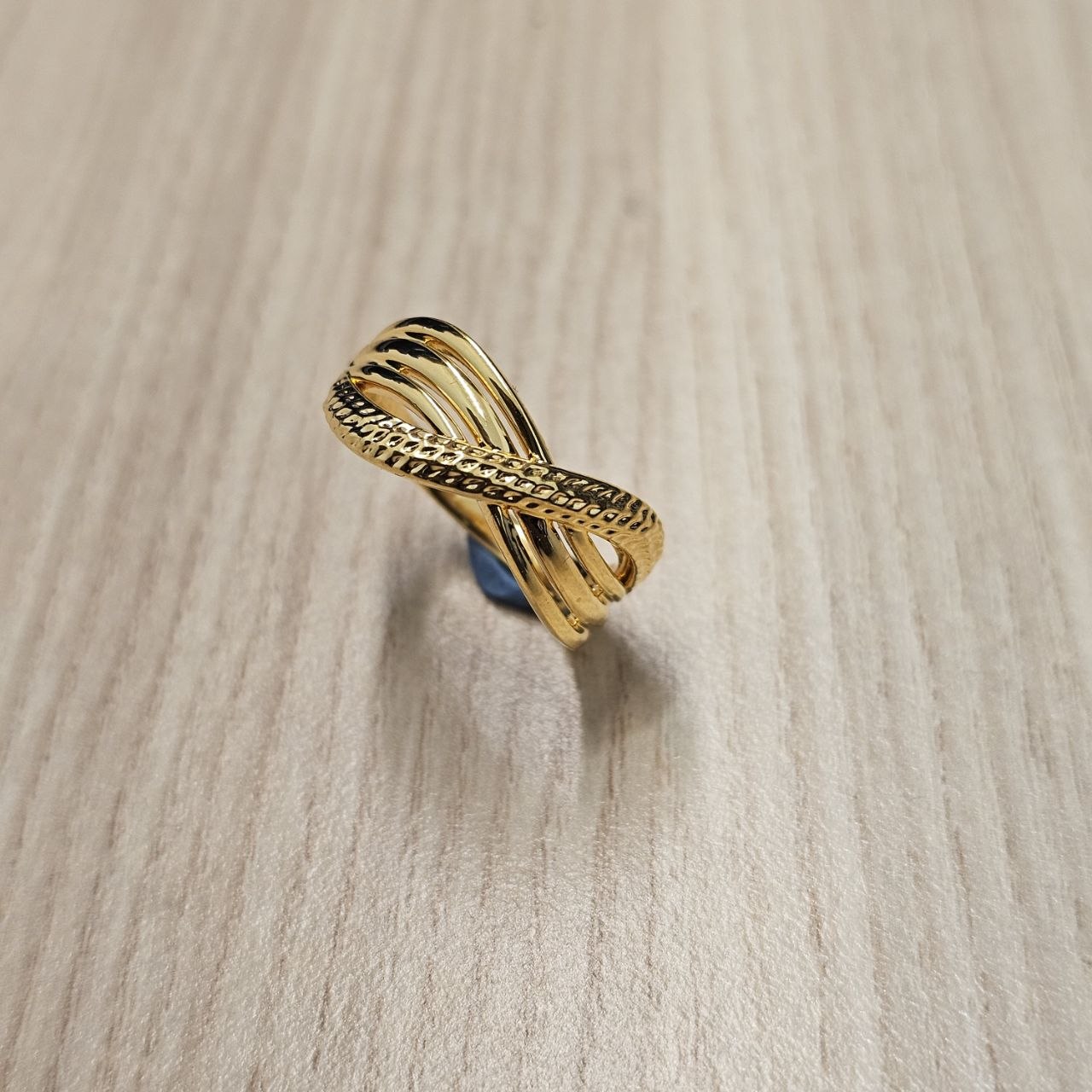 916 Gold Crisscross V5 Ring | New Lightweight Design