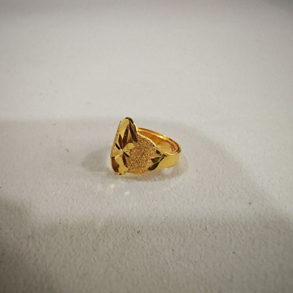 916 Gold Baby Ring Diamond cutting design new stock