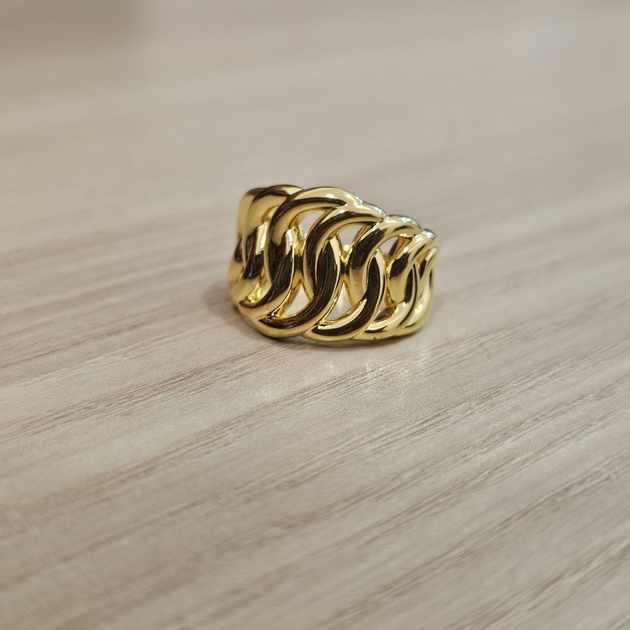 916 Gold Crescent Chain Ring Latest Design Bold and Feather Light