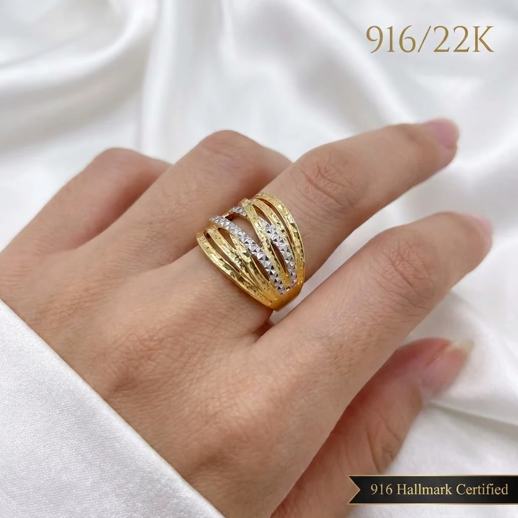 916 Gold Two-Tone Crisscross Ring | Elegant 22K Design