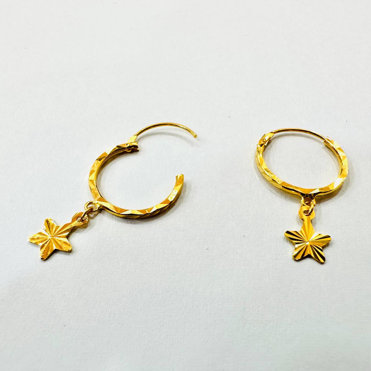 22k / 916 Gold Dangling Star Loop Earring-916 gold-Best Gold Shop