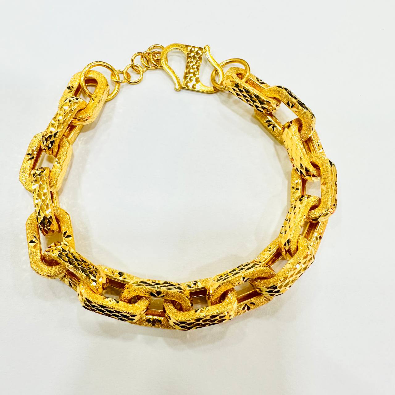 22K / 916 Gold Sandy Anchor / Wan Zi Bracelet-916 gold-Best Gold Shop